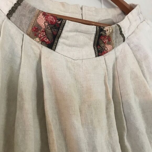 Vintage Linen Bavarian Blouse and Skirt by MEICO (42) - Picture 5 of 16